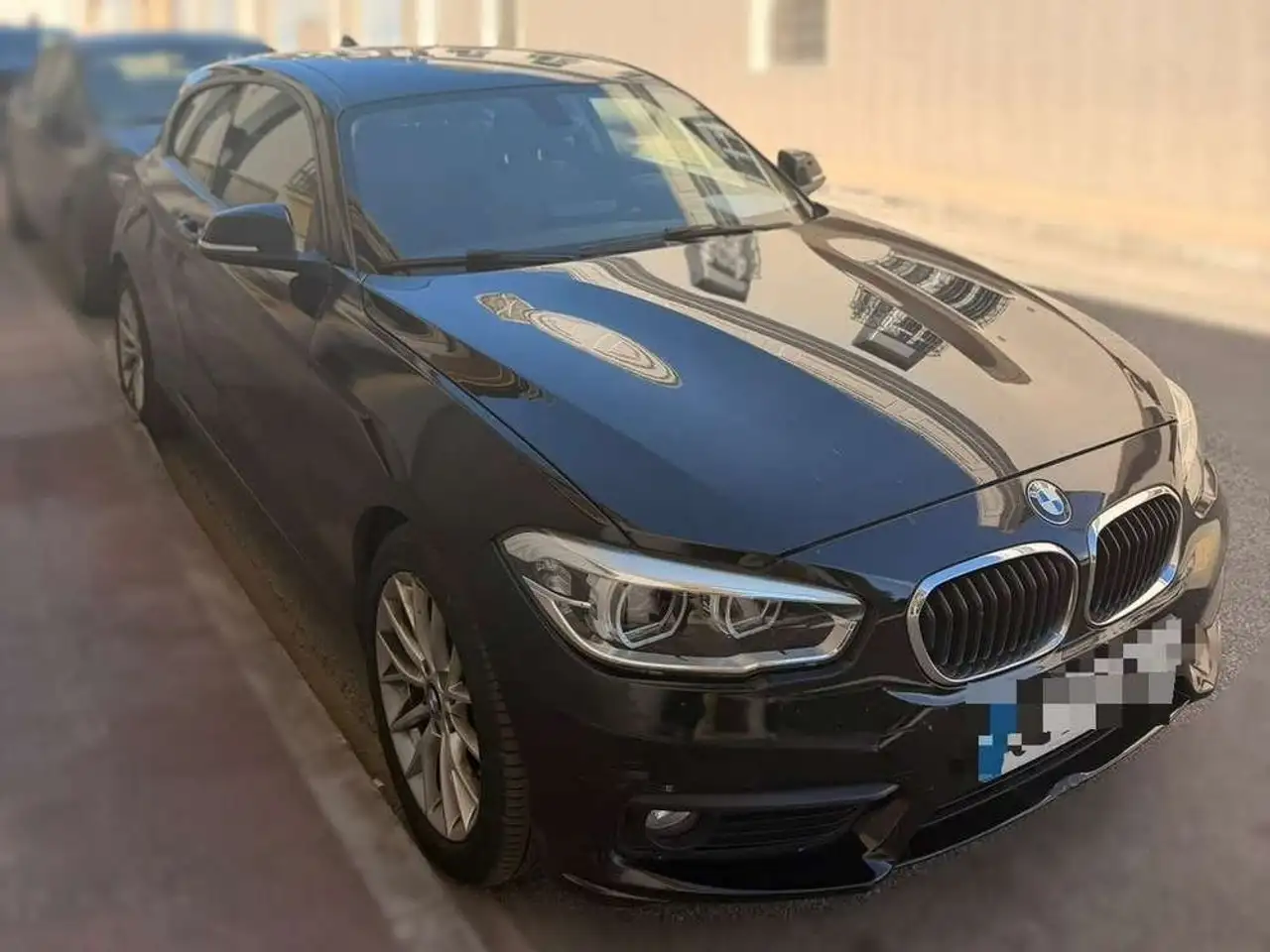 BMW 116 116d EfficientDynamics — photo 1 of 11