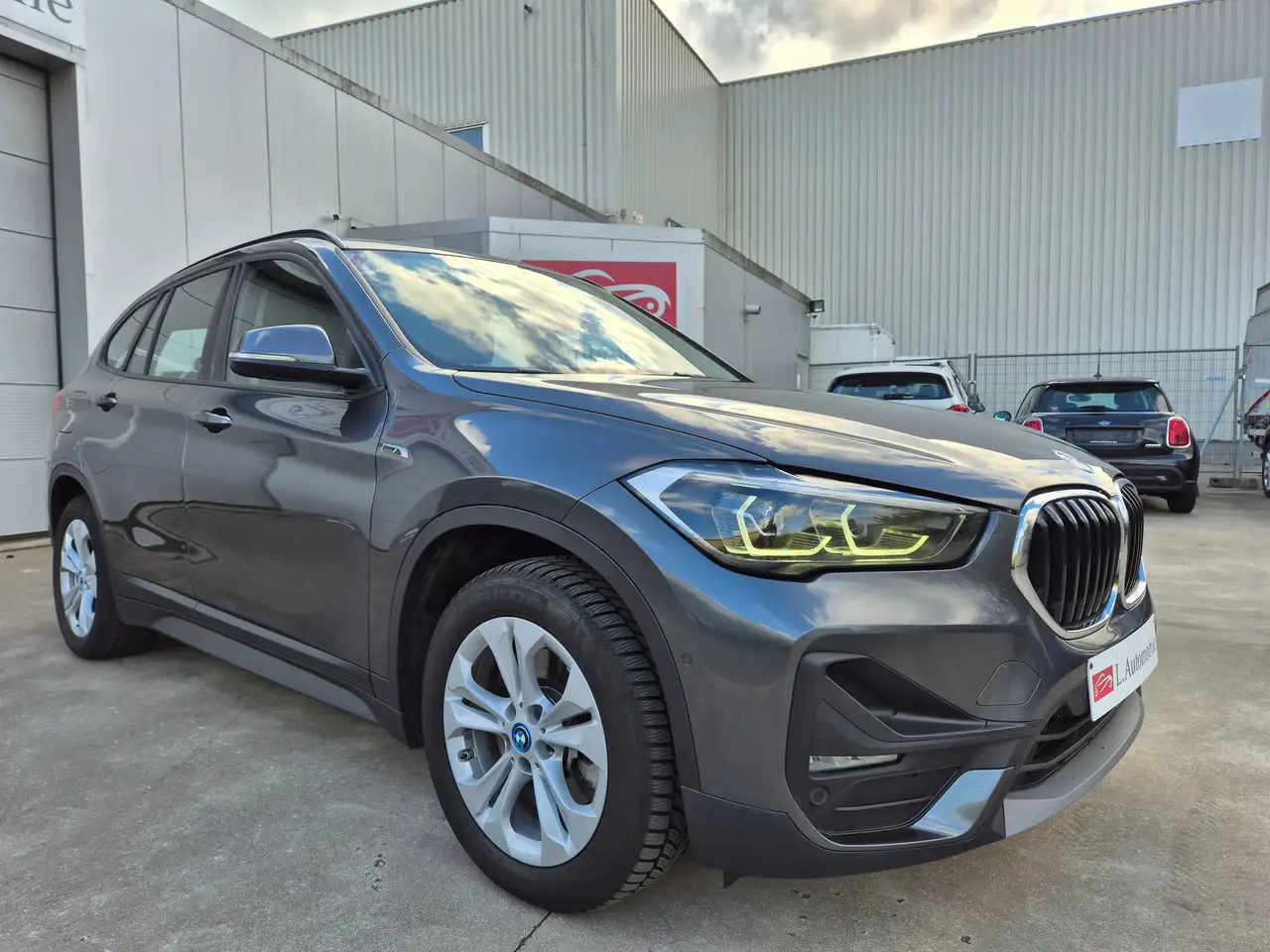 BMW X1 PHEV 1.5iA xDrive25e / 4WD / HYBRID / 2022 !! — photo 1 of 15