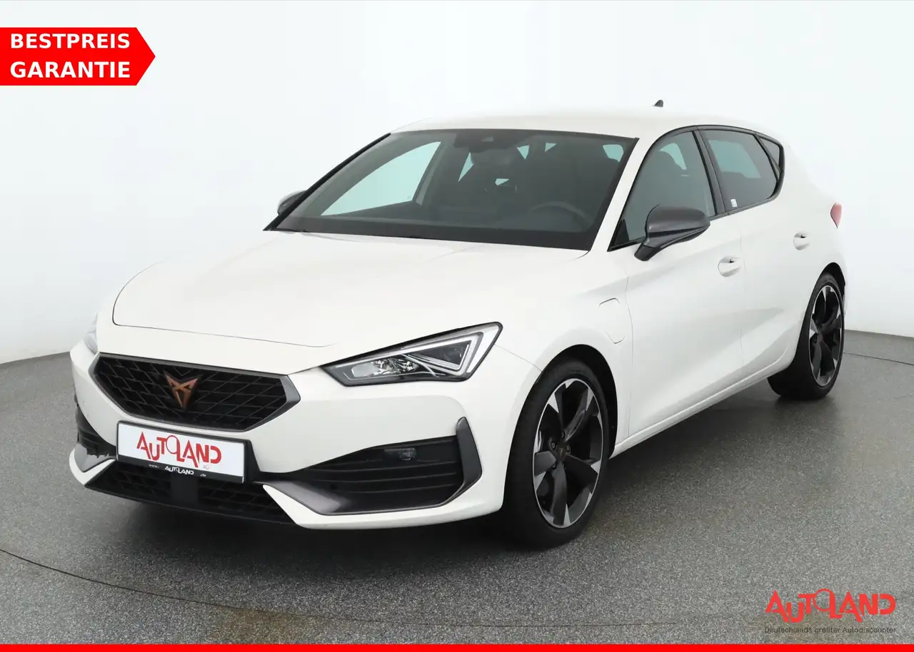 CUPRA Leon 1.4 TSI DSG e-Hybrid LED Navi Teilleder PDC — photo 1 of 29