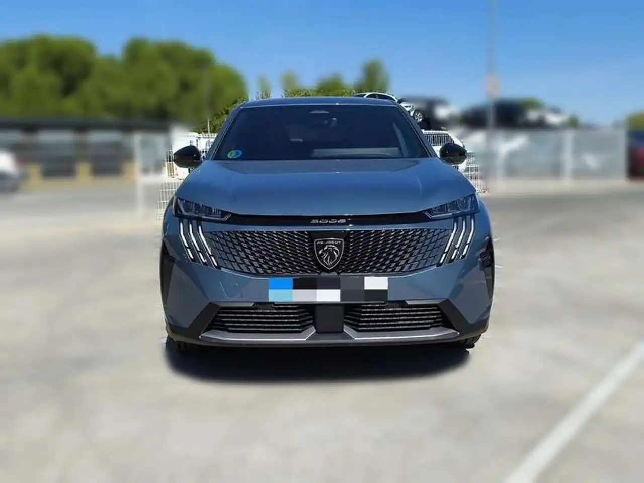 Peugeot 3008 1.2 100KW Allure eDCS6 — photo 1 of 15
