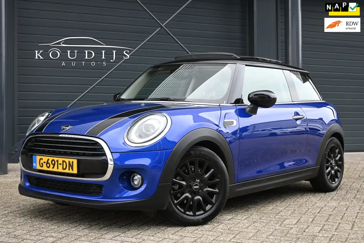 MINI Cooper 3-Deurs 1.5 Panodak, Carplay, Navi, PDC, Dealer on — photo 1 of 38