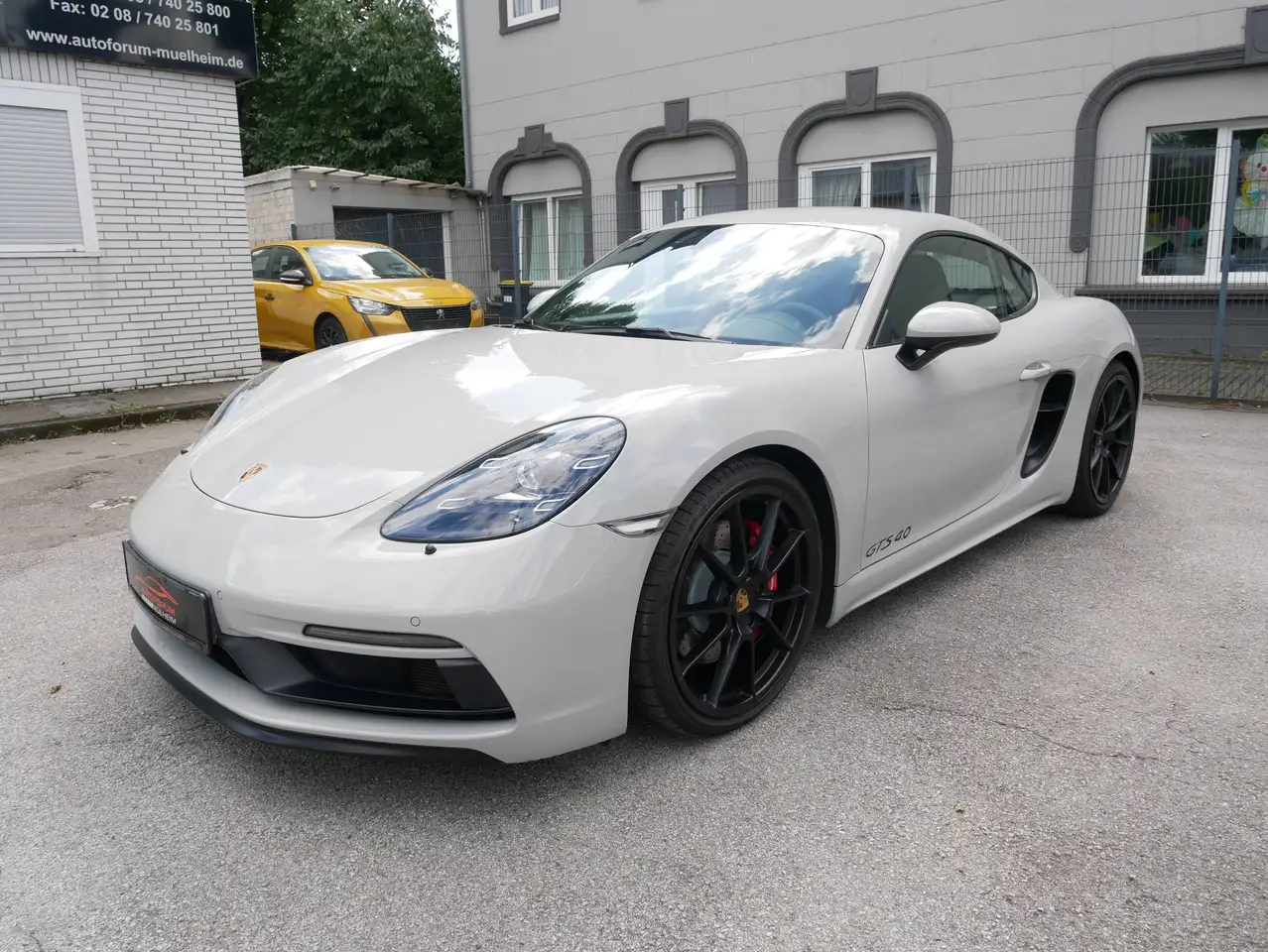 Porsche Cayman 718 Cayman GTS 4.0 PDLS+ LED Sport Chrono Bose DAB AppleCarPlay AndroidAuto Kamera Sport Klappenauspuff — photo 1 of 29