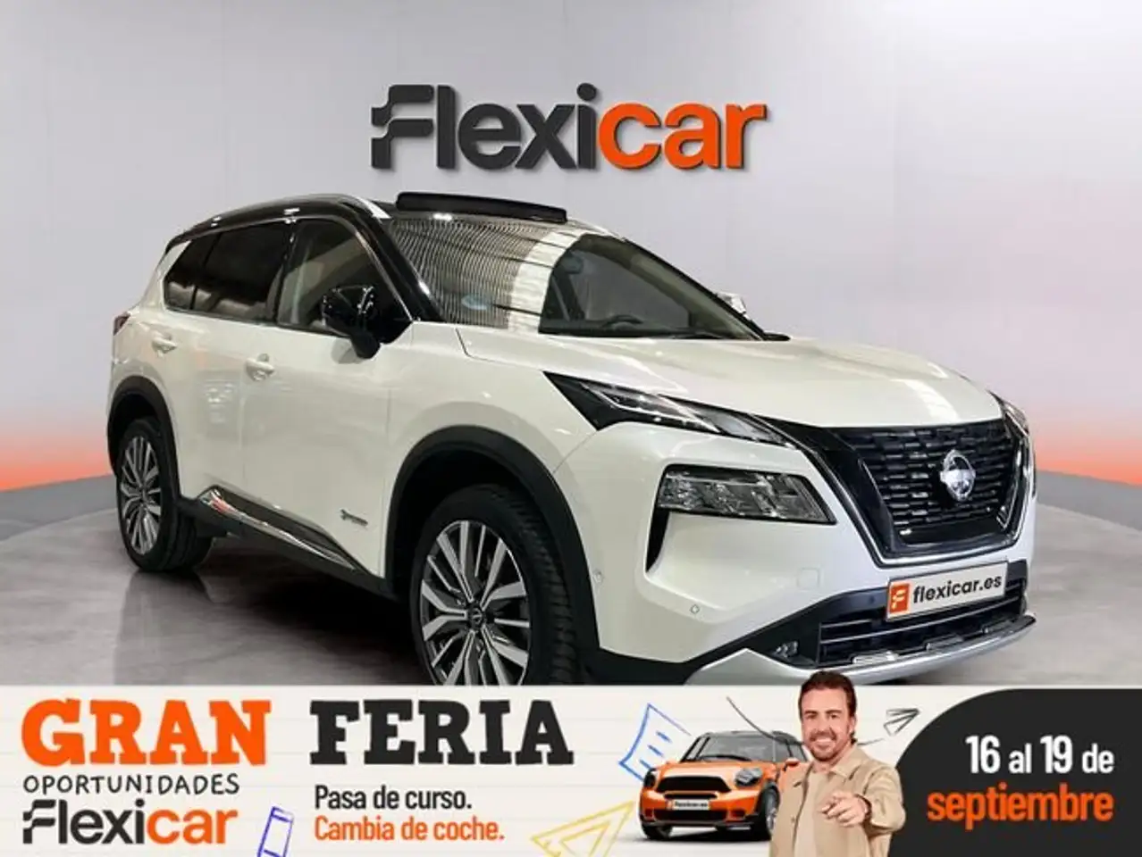 Nissan X-Trail 5pl 1.5 e-4ORCE 158kW 4x4 A/T Tekna — photo 1 of 29