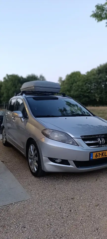Honda FR-V 1.8i Lifestyle 2010(!) — photo 1 of 9