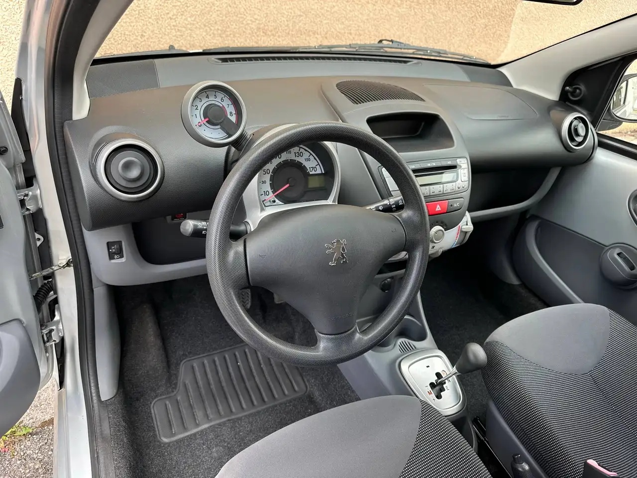 2007 Peugeot 107 5p 1.0, Cambio Automatico, 50.000km, photograph 6