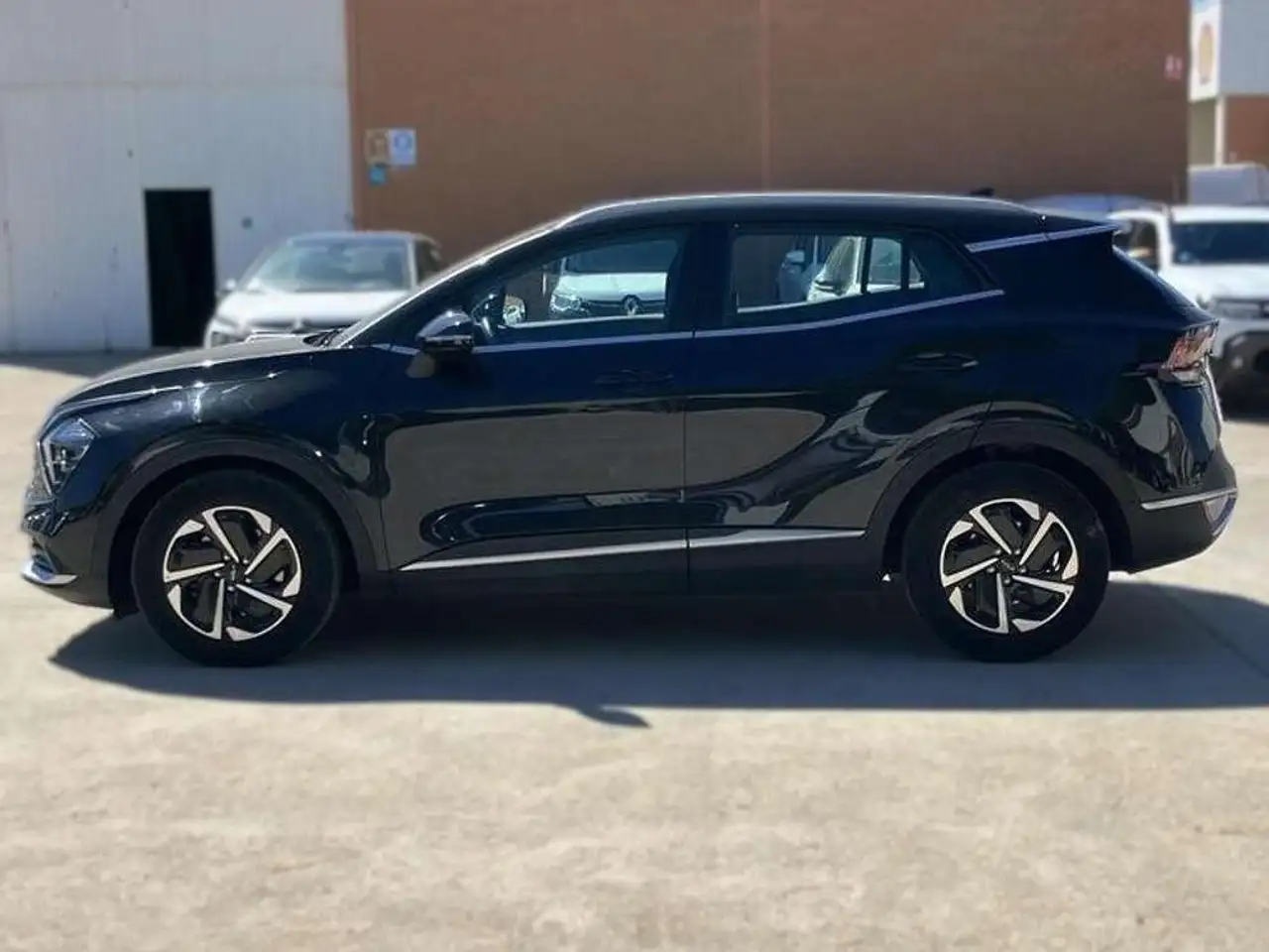 Kia Sportage 1.6 T-GDi MHEV 110kW (150CV) Drive 4x2 — photo 1 of 14