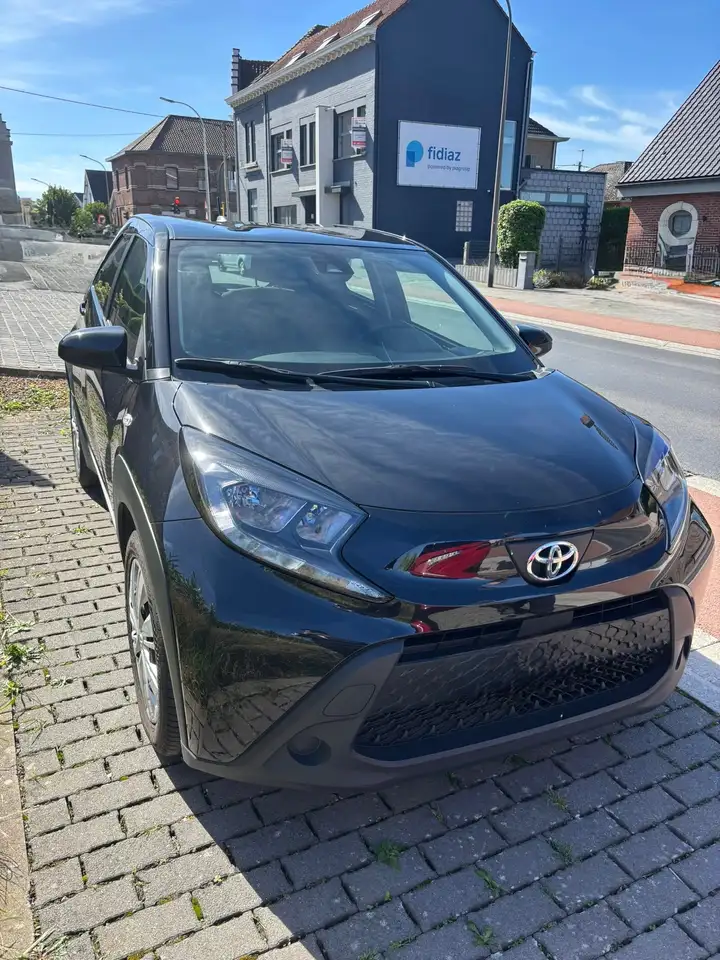 Toyota Aygo X Play — photo 1 of 9