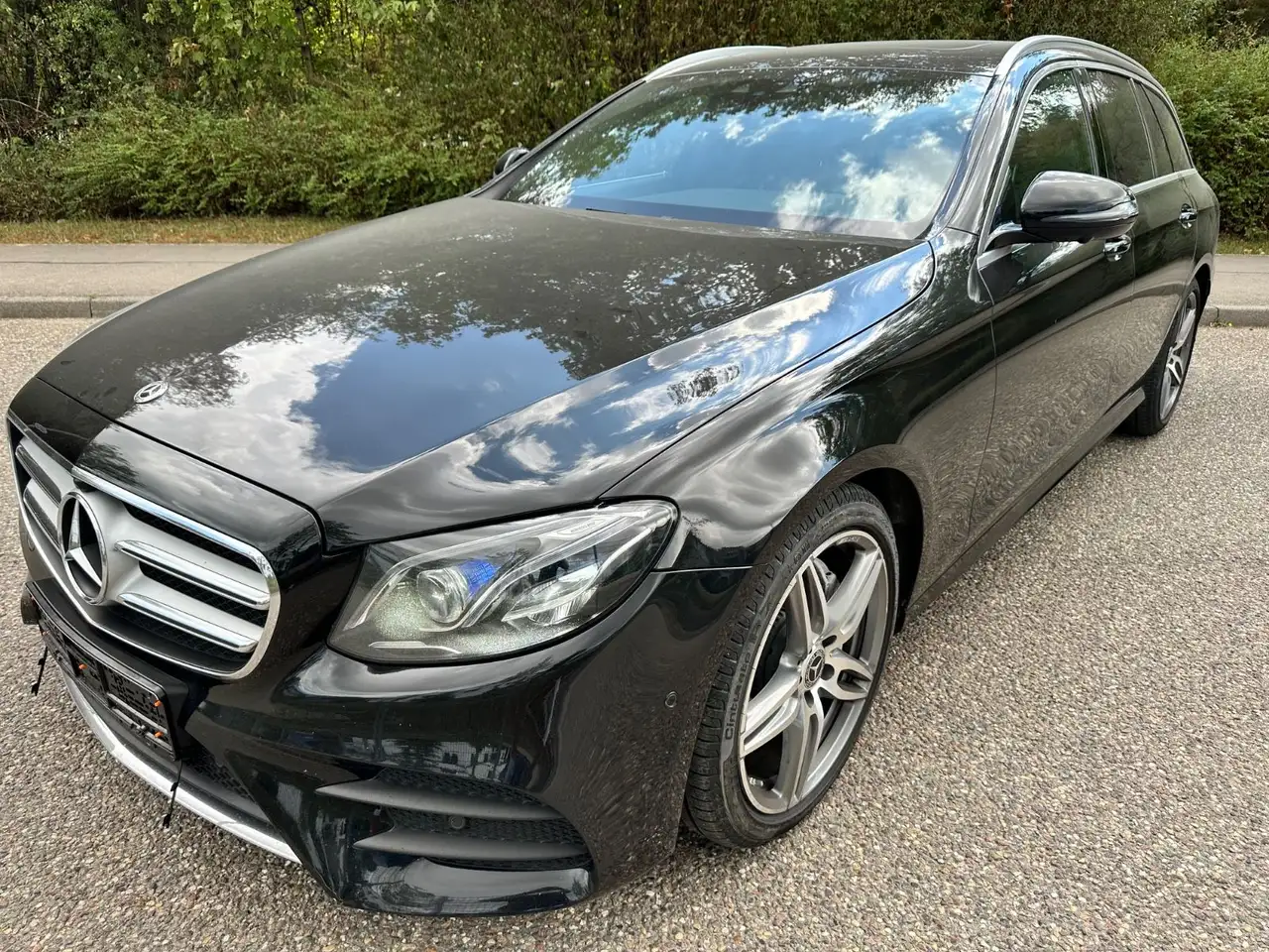 Mercedes-Benz E 250 AMG-LINE LED TÜV Neu HIGH Performance — photo 1 of 15