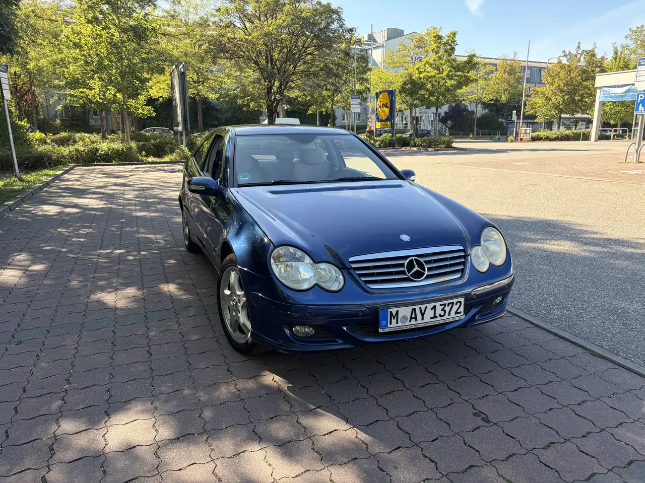 Mercedes-Benz C 180 Kompressor Sportcoupe — photo 1 of 18
