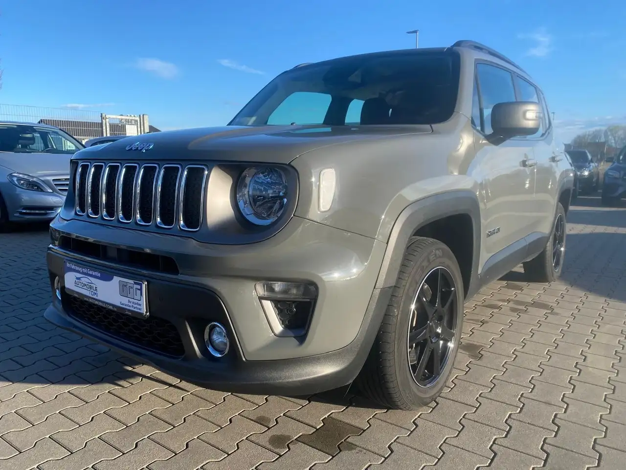 Jeep Renegade Limited Plug-In-Hybrid 4xe|AHK|NAVI|ACC — photo 1 of 15