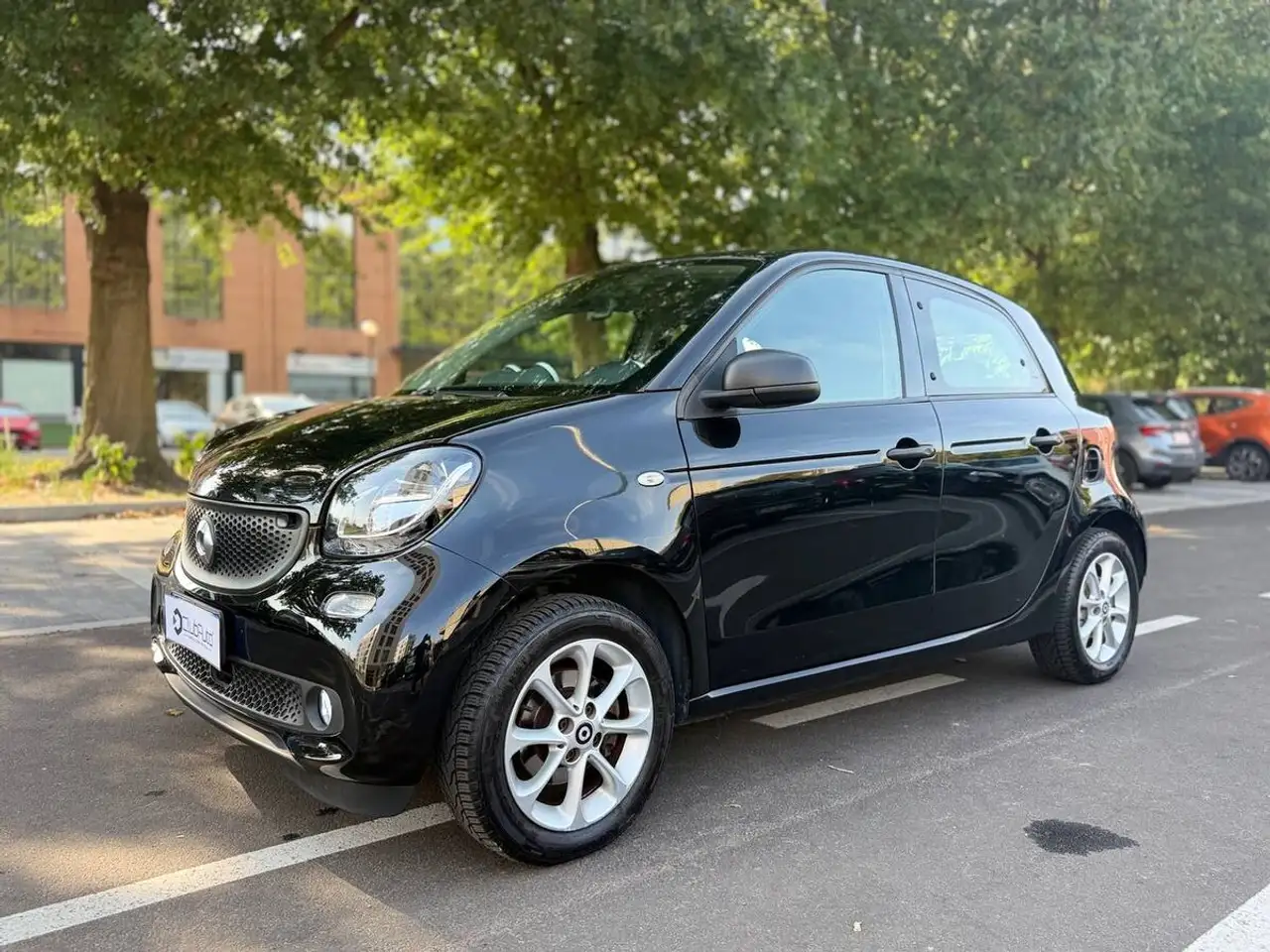 smart forFour 1.0 Youngster 71cv my18 — photo 1 of 15