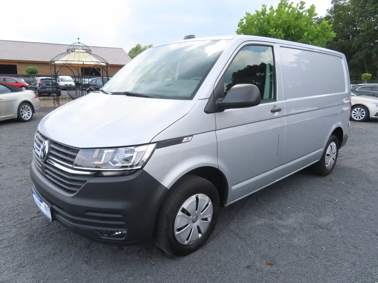 Volkswagen T6.1 Transp. 2,0TDI Kasten DSG Navi Temp. Klima — photo 1 of 40
