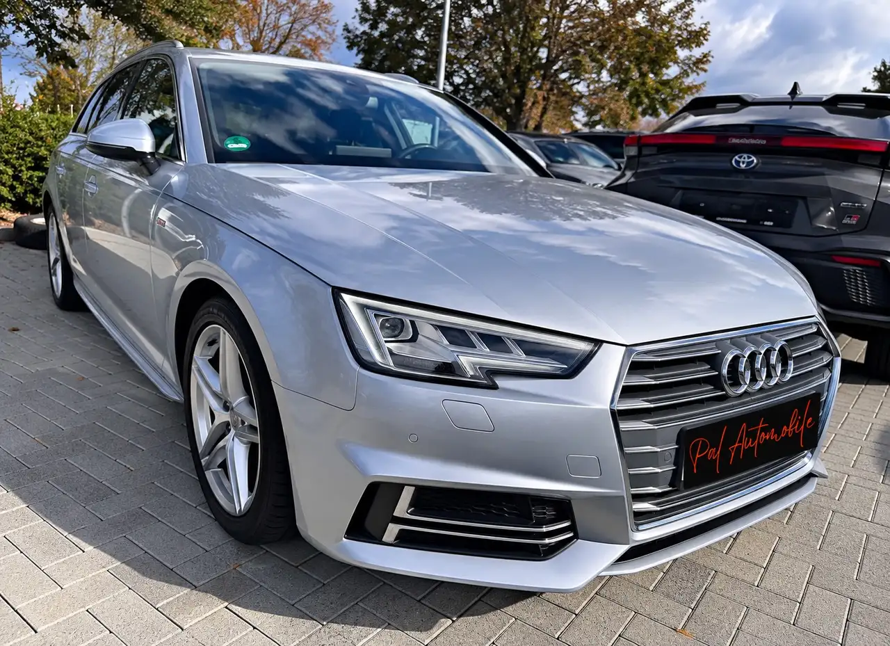 Audi A4 A4 S-Line Pano VirtCock. Matrix AHK T-Leder Navi — photo 1 of 12