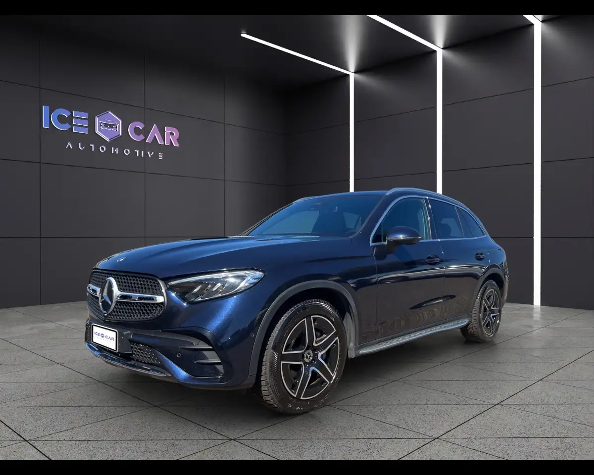 Mercedes-Benz GLC 300 d 4Matic Mild Hybrid AMG Advanced — photo 1 of 15