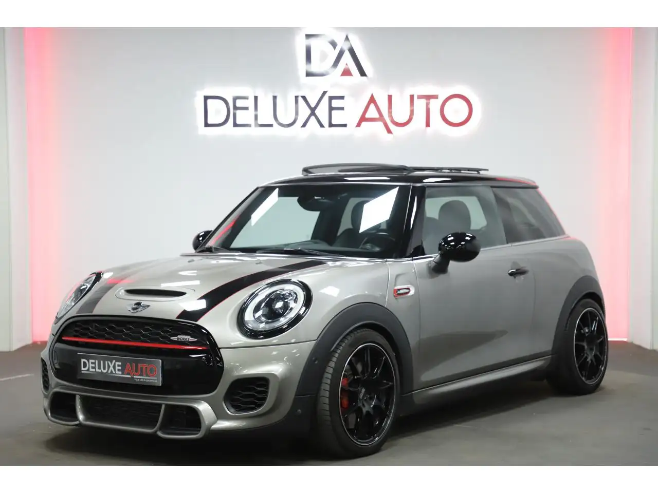 MINI John Cooper Works John Cooper Works 2.0 231 BVA (F56) — photo 1 of 40