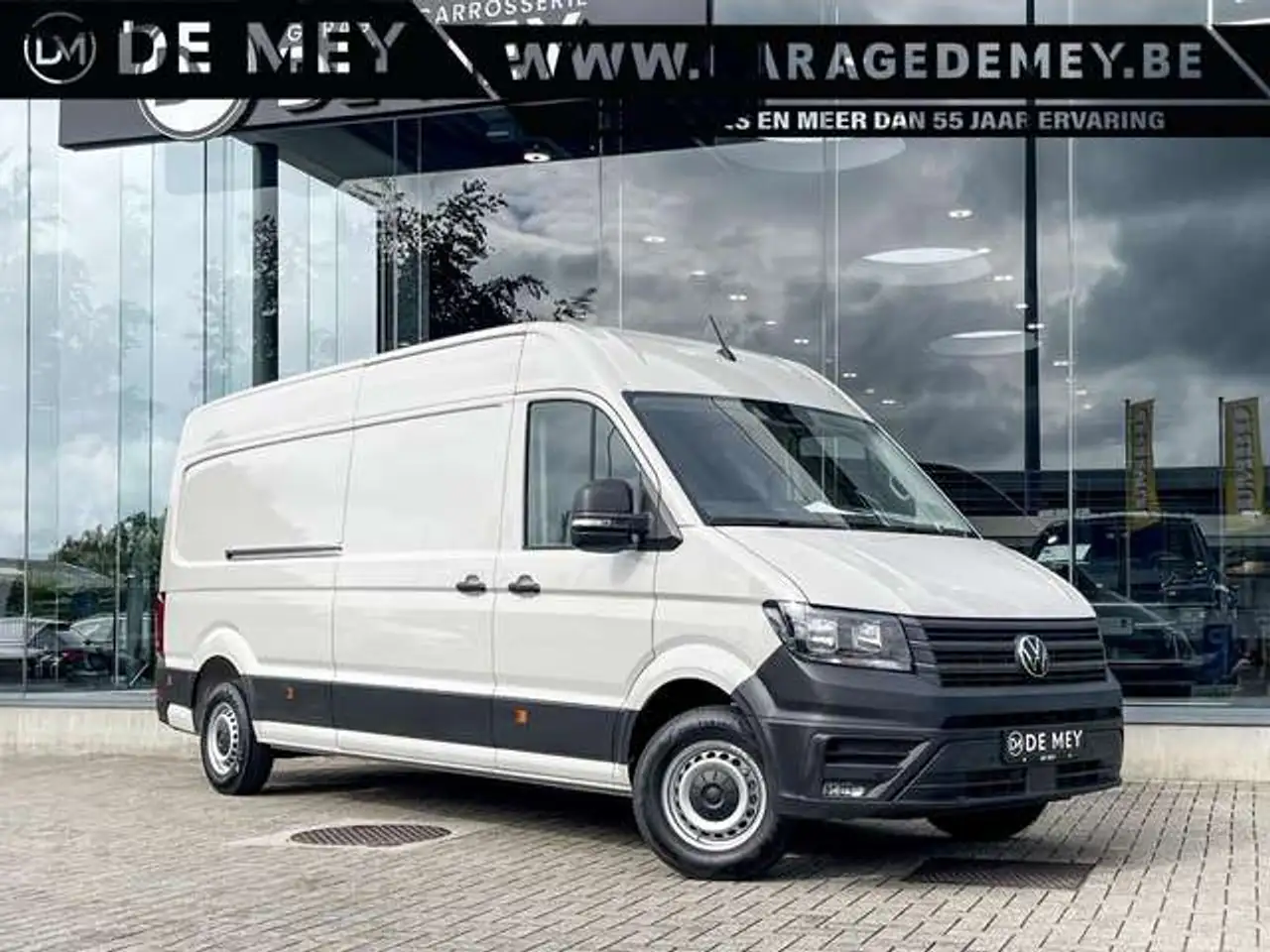 Volkswagen Crafter 2.0 TDi L4H3 / Carplay / Cruise control / PDC / Virtual — photo 1 of 31