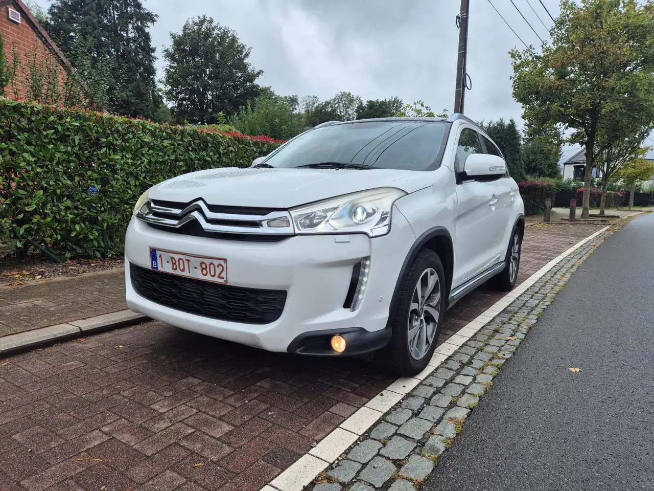 Citroen C4 Aircross 1.8 HDi 2WD Exclusive — photo 1 of 15