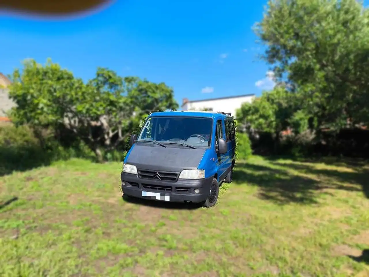 Citroen Jumper 2.2 HDi 100 — photo 1 of 10
