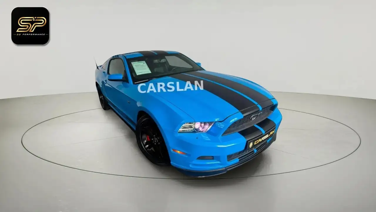 Ford Mustang V6 3.7 305 CH — photo 1 of 18