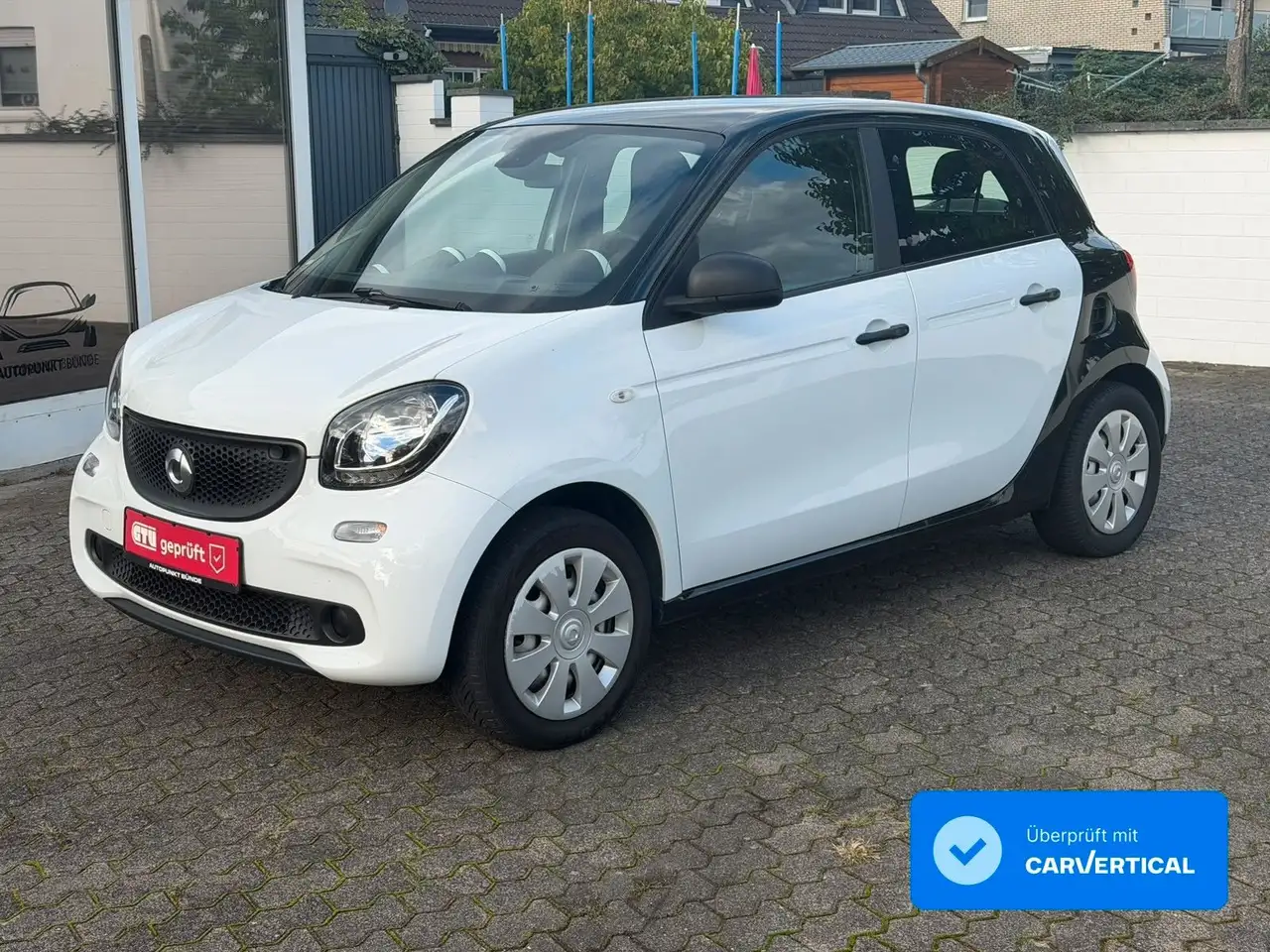 smart forFour forfour Basis 52 kW — photo 1 of 22