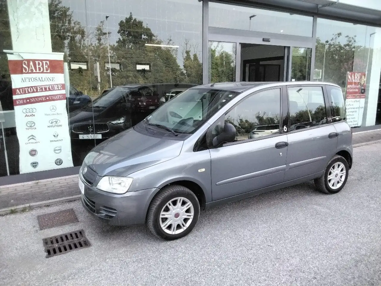 Fiat Multipla 1.6 16V Natural Power Dynamic — photo 1 of 13