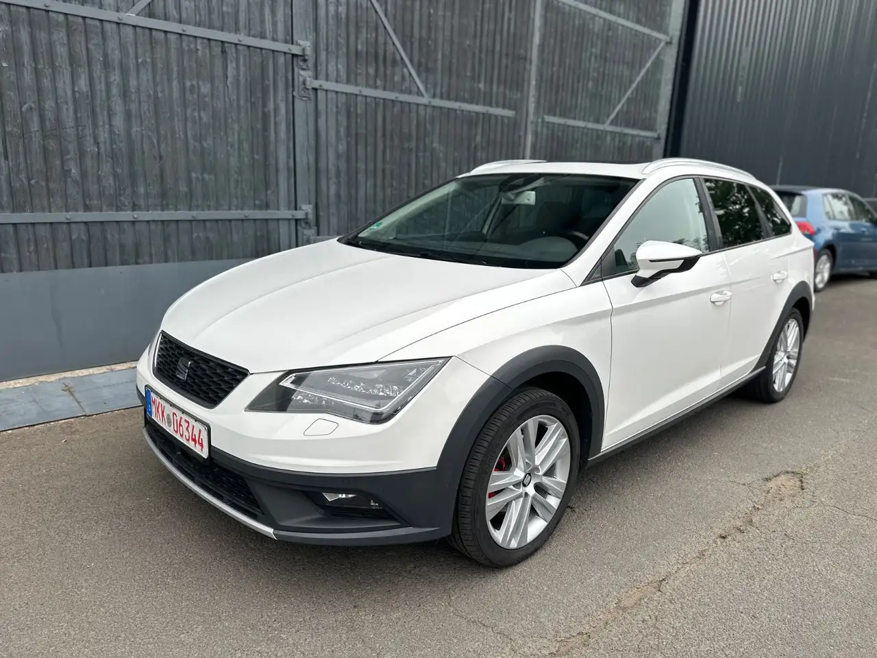 SEAT Leon ST X-Perience 4Drive unfallfrei Bremse neu — photo 1 of 13