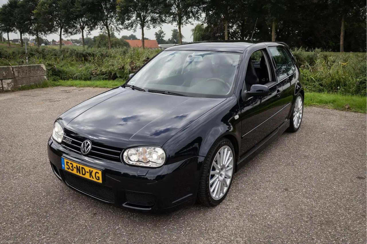 Volkswagen Golf 3.2 V6 R32 Org. Ned. — photo 1 of 40
