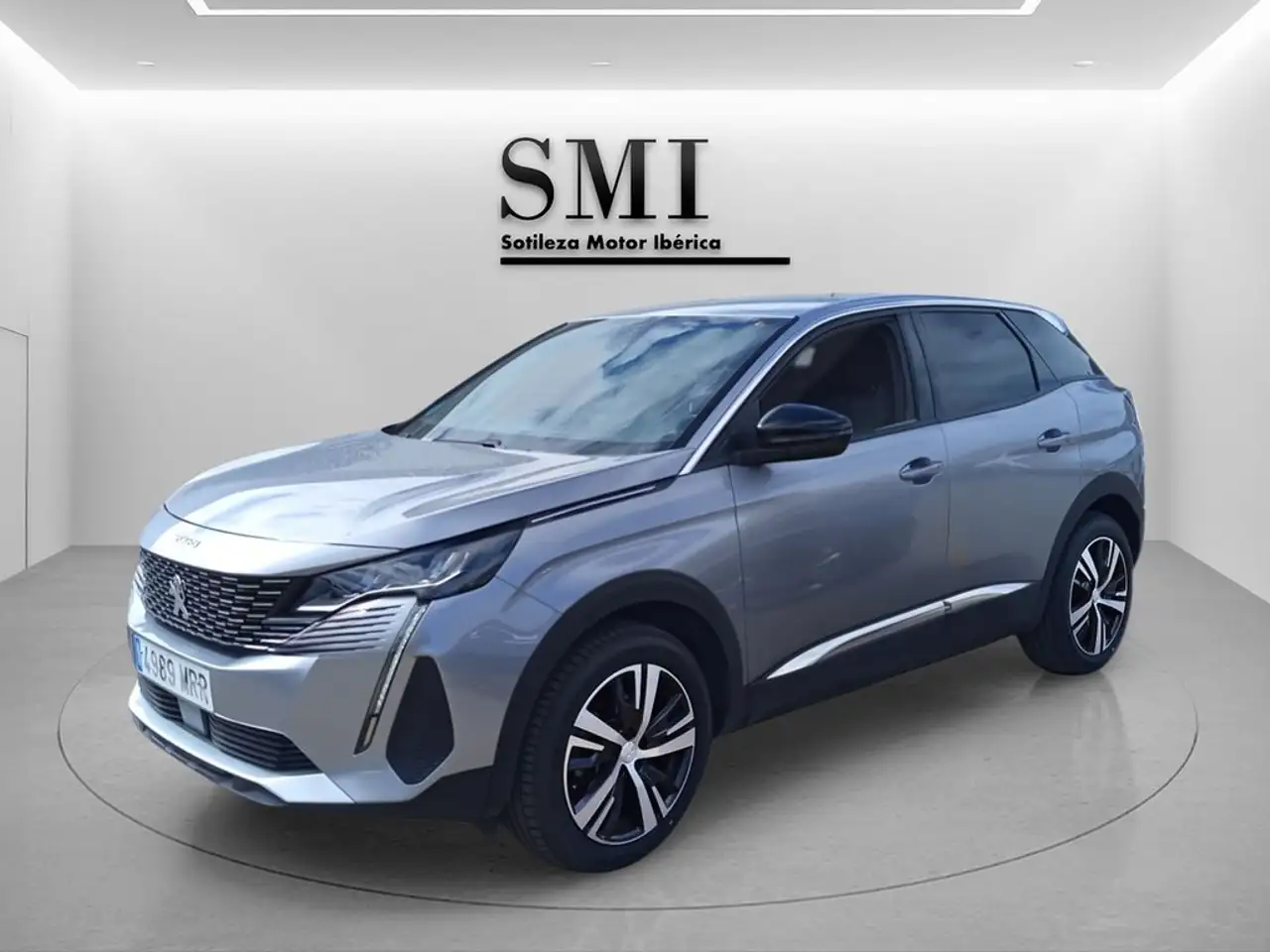 Peugeot 3008 Hybrid 136 Allure Pack eDCS6 — photo 1 of 20