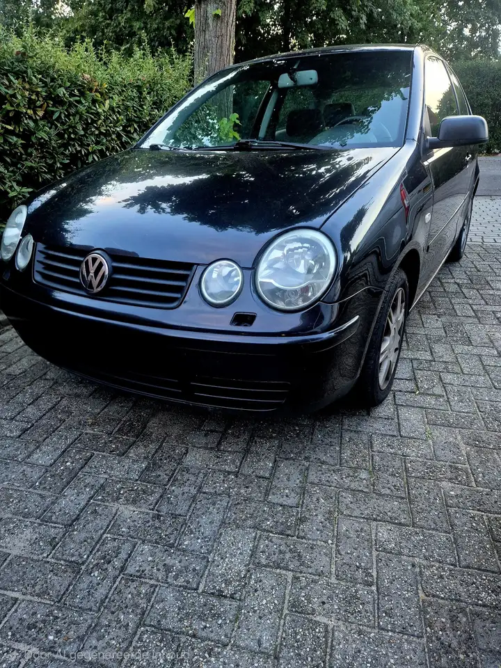 Volkswagen Polo 1.2 benzine ( nieuwe Apk) — photo 1 of 6