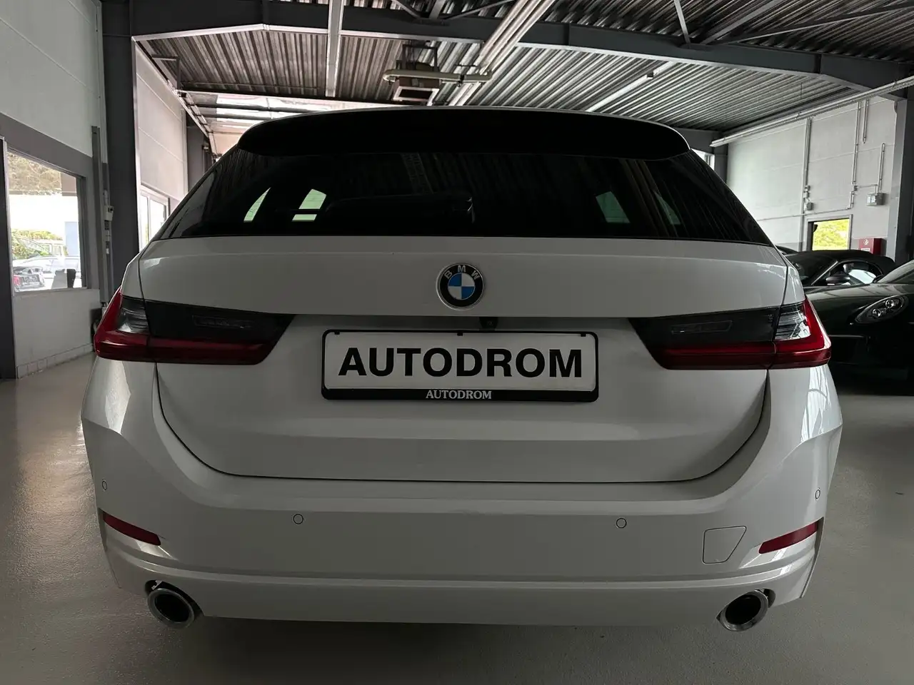 2023 BMW 320 d Touring HuD/LED/Widescreen, photograph 7