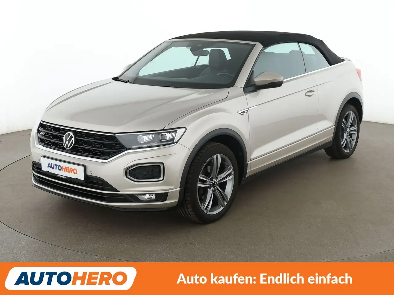 Volkswagen T-Roc 1.5 TSI ACT R-Line — photo 1 of 31