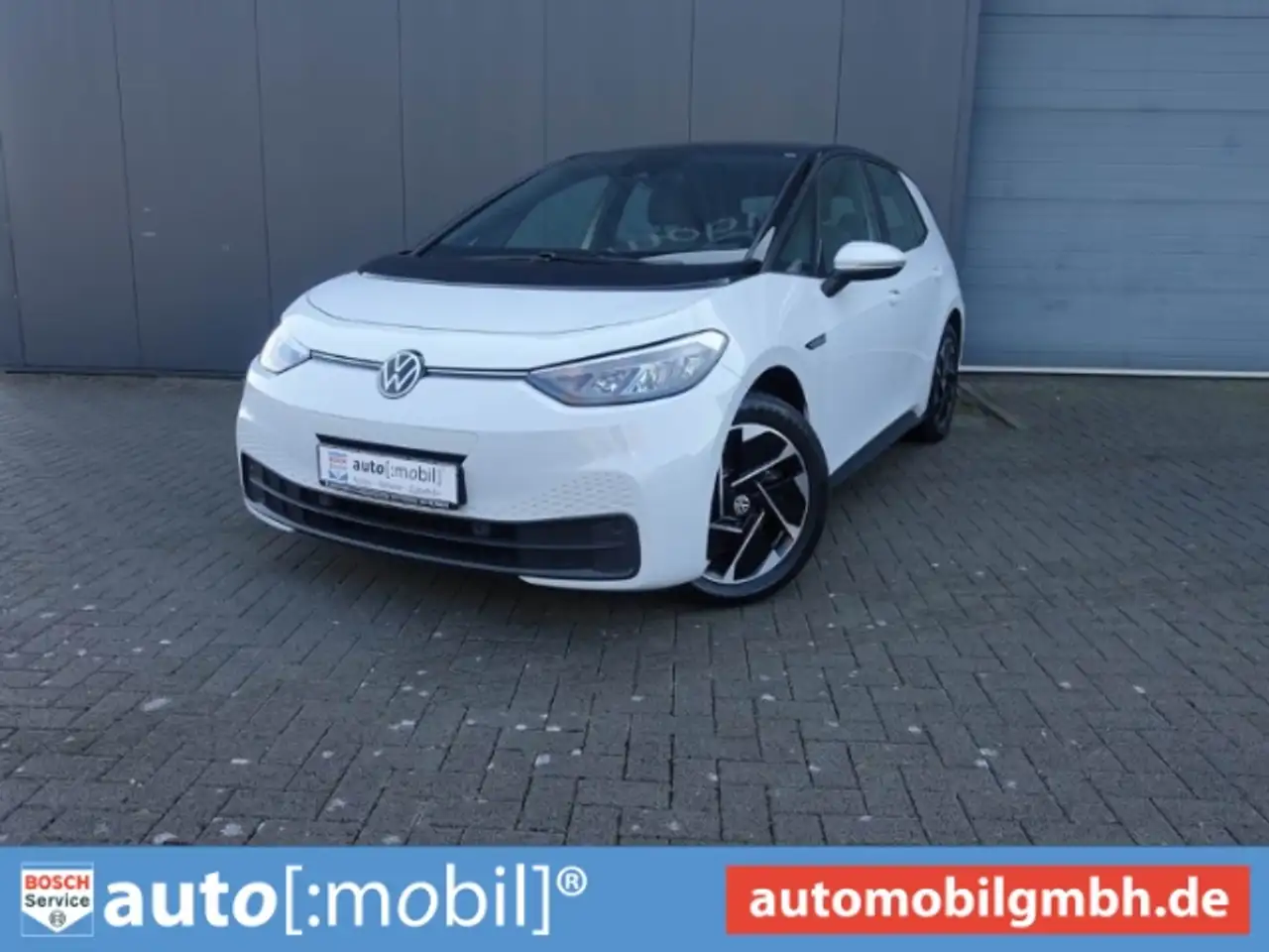 Volkswagen ID.3 150 kW Life Pro Performance NAVI LED SHZ — photo 1 of 14