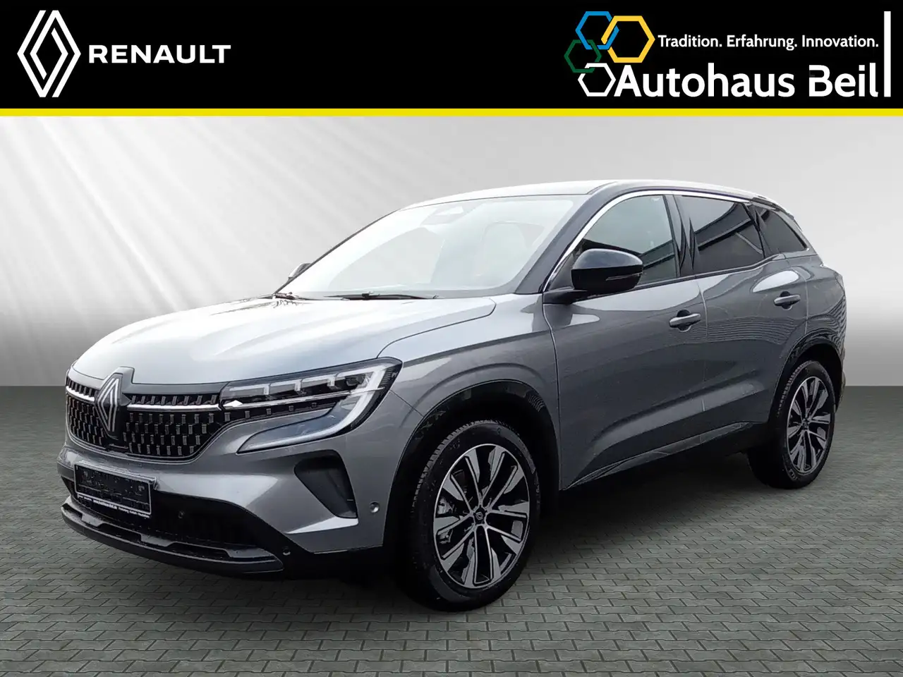 Renault Austral Techno E-Tech Full Hybrid 200 — photo 1 of 12