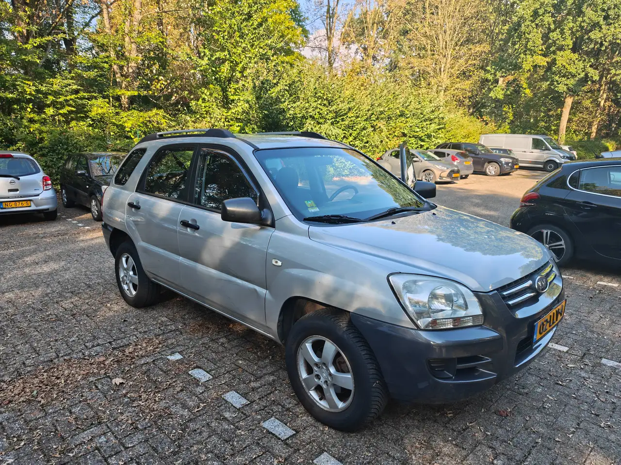 Kia Sportage Sportage 2.0 CVVT X-ecutive — photo 1 of 7