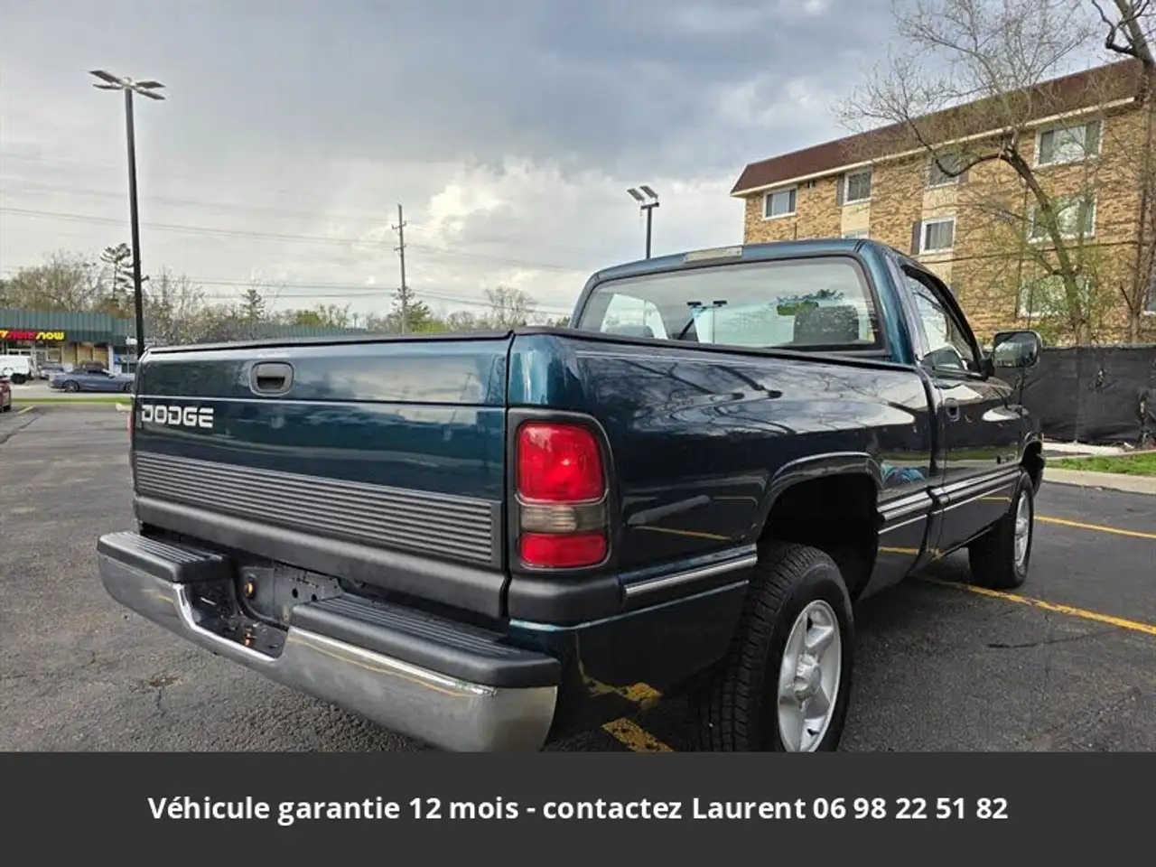 1996 Dodge RAM 1996 Pickup 318 CI V8 175 HP Code Y 4 vitesses Tous compris, photograph 4
