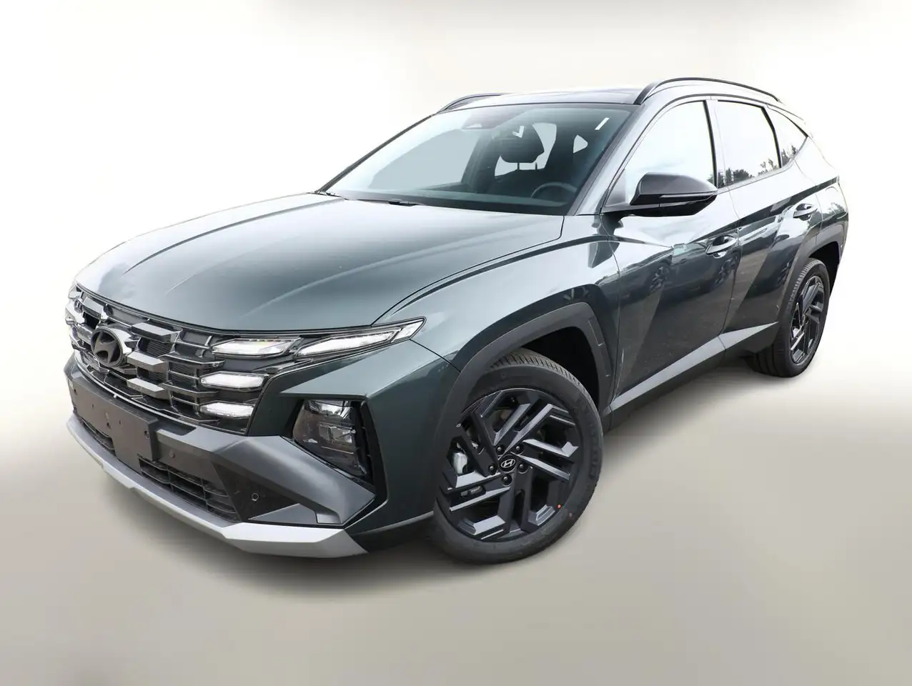 Hyundai TUCSON Black Ed DCT MY26 Pano Matrix SHZ v+h 19Z 110 k... — photo 1 of 12
