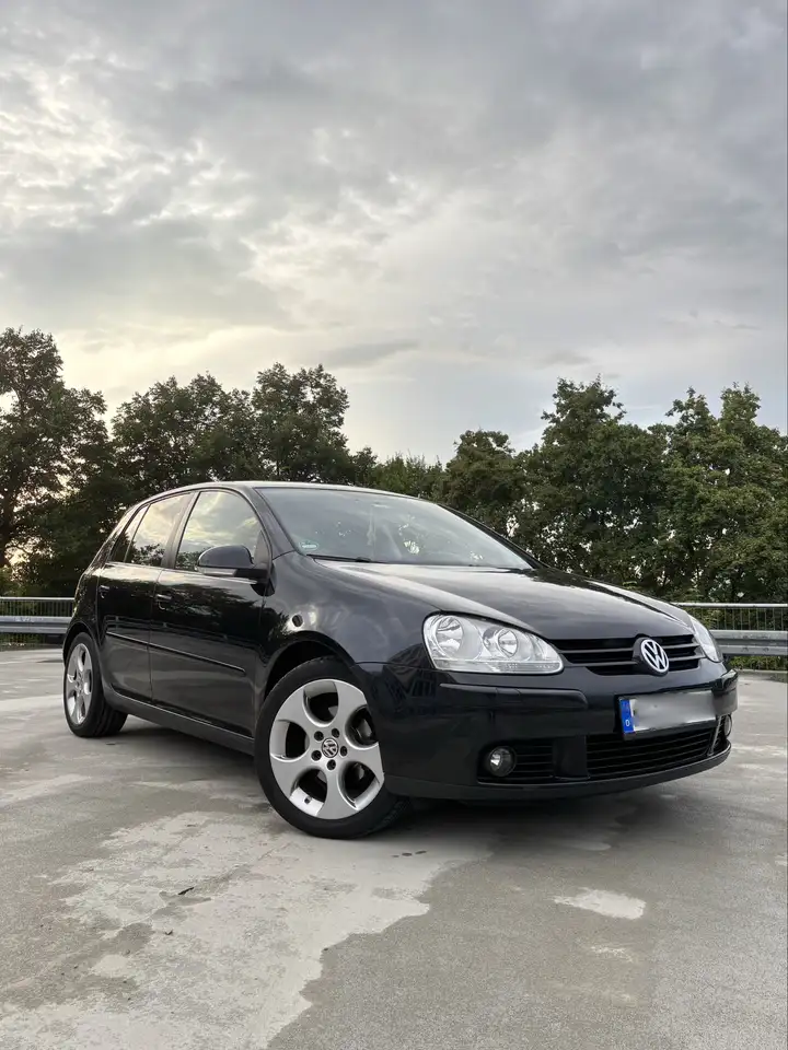 Volkswagen Golf Golf 5 1.9 TDI — photo 1 of 10