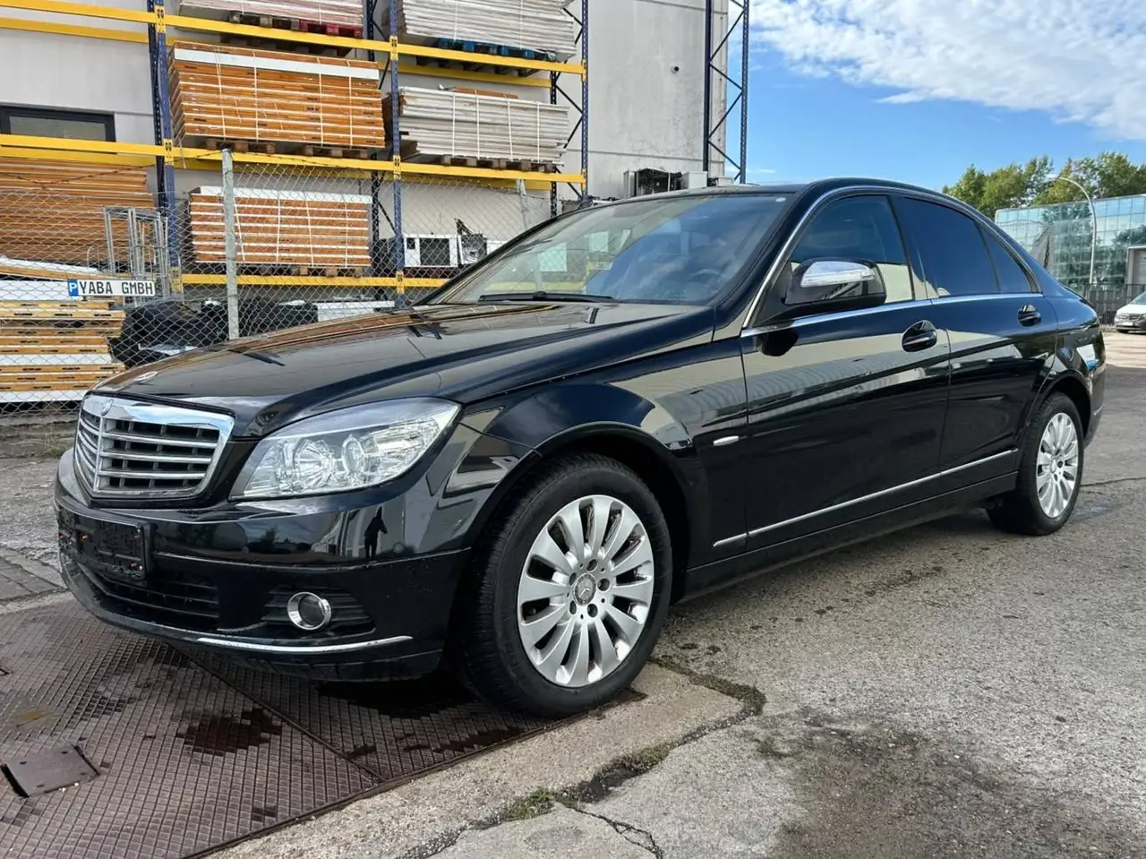 Mercedes-Benz C 180 C 180 Kompressor (204.046) — photo 1 of 15
