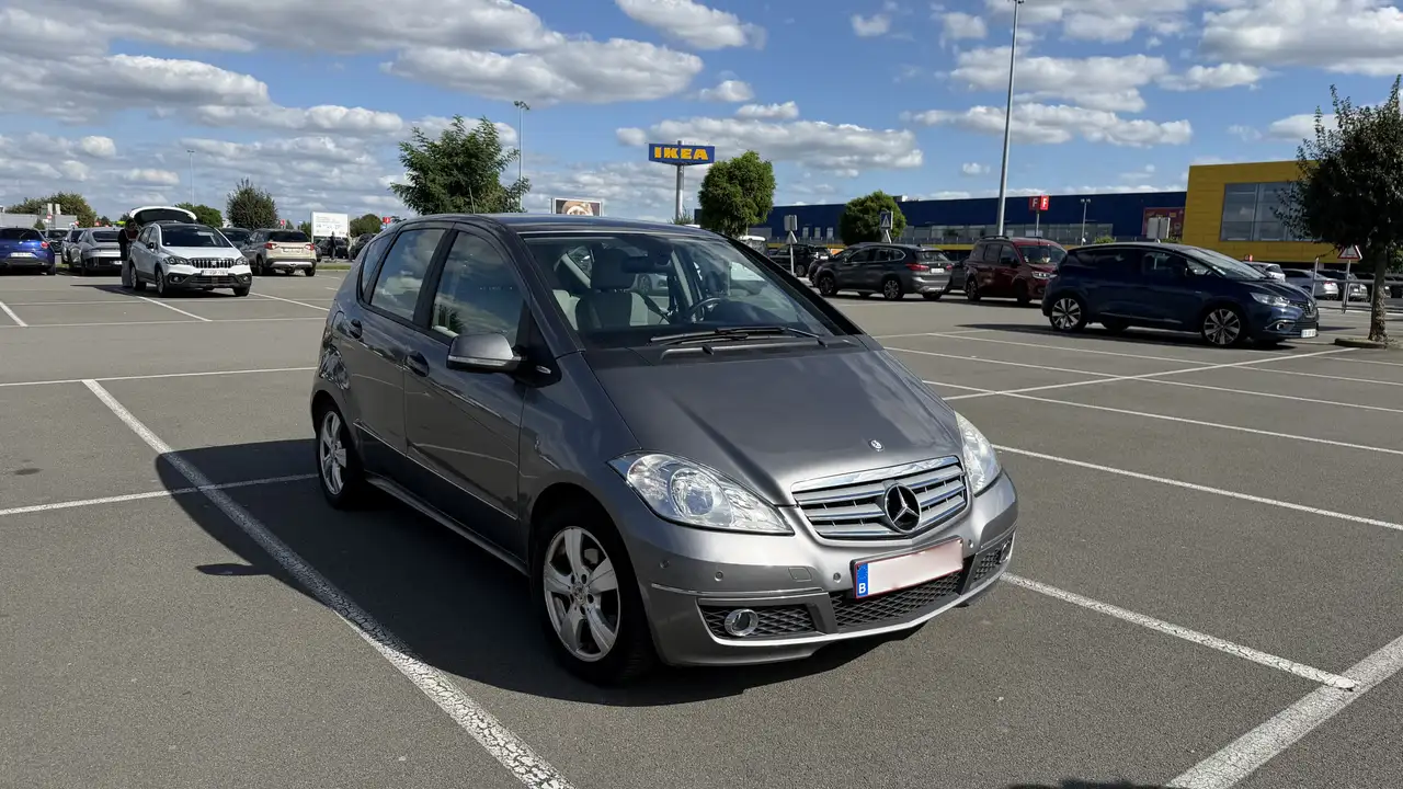 Mercedes-Benz A 180 CDI Avantgarde — photo 1 of 13
