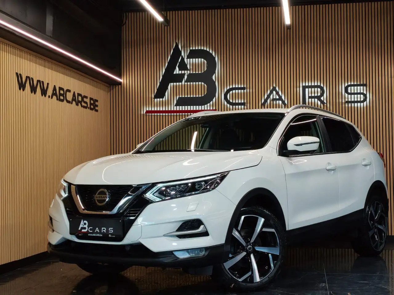 Nissan Qashqai 1.3 DIG-T ** GARANTIE 12 MOIS ** — photo 1 of 15