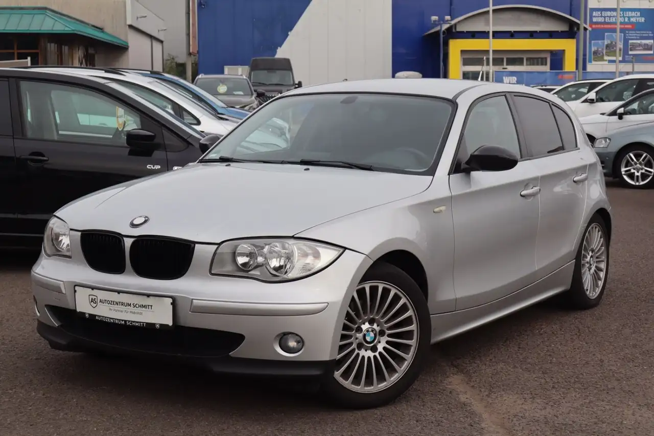 BMW 118 i/TÜV-10/2026/AUTOMATIK — photo 1 of 22