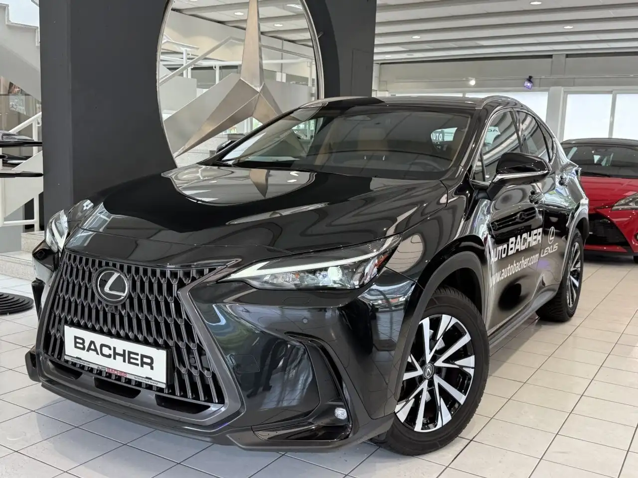 Lexus NX 450h+ NX 450 h+ E-Four — photo 1 of 34