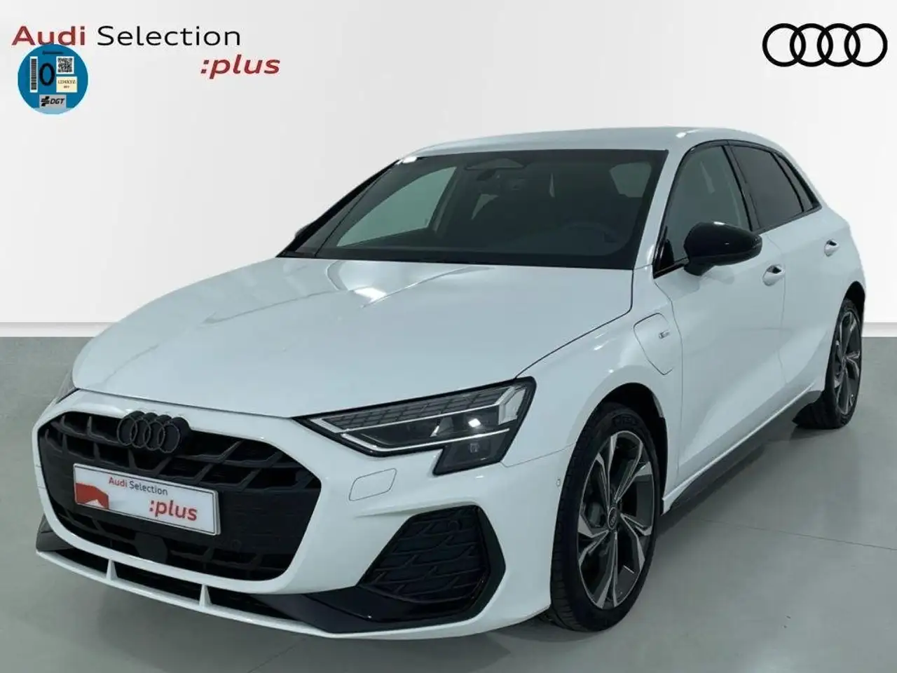 Audi A3 Sportback TFSI e S line S tronic 150kW — photo 1 of 20
