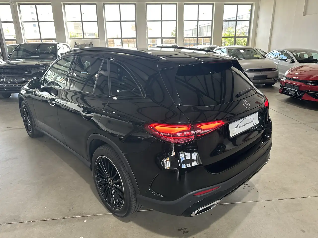2024 Mercedes-Benz GLC 300 4M AMG Pano HUD SitzKlima ?20 BUR 360, photograph 8