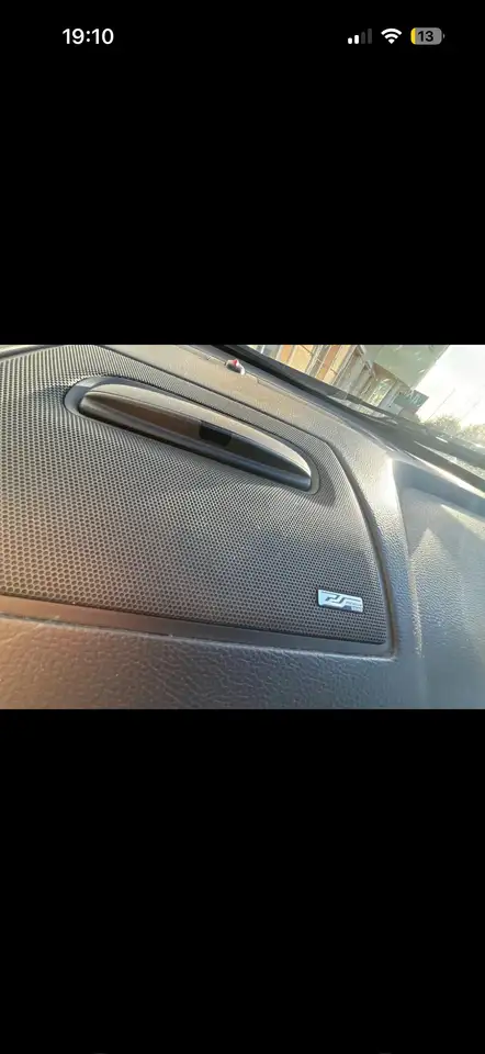 Volvo XC90 D5 AWD Executive Geartronic — photo 1 of 11