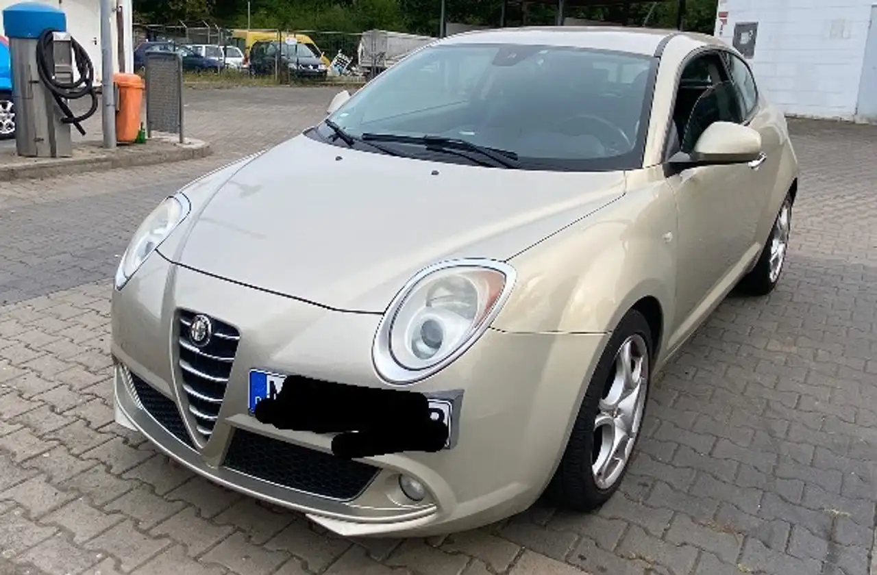 Alfa Romeo MiTo 1.3 JTDM ECO — photo 1 of 7