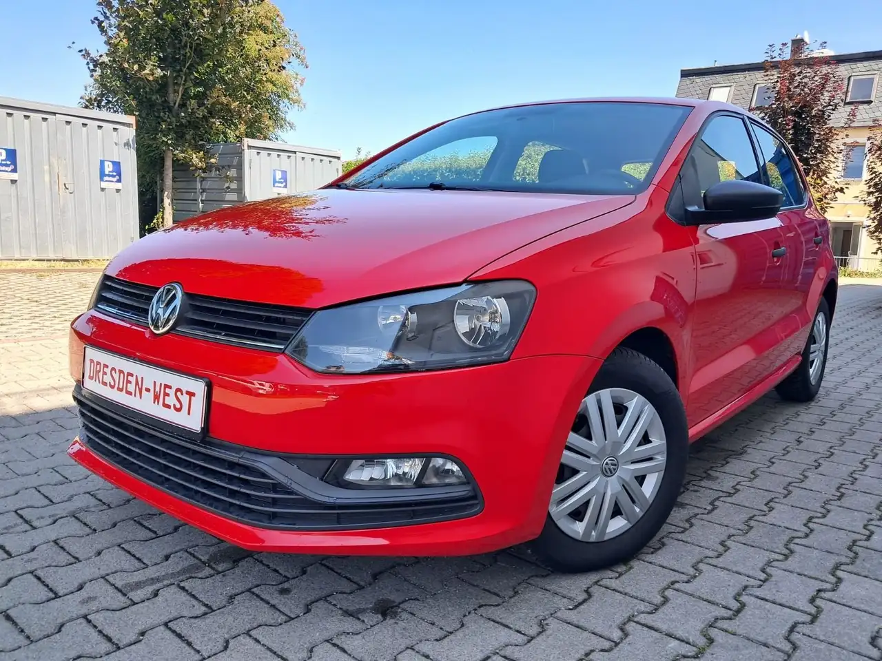 Volkswagen Polo V Trendline — photo 1 of 15