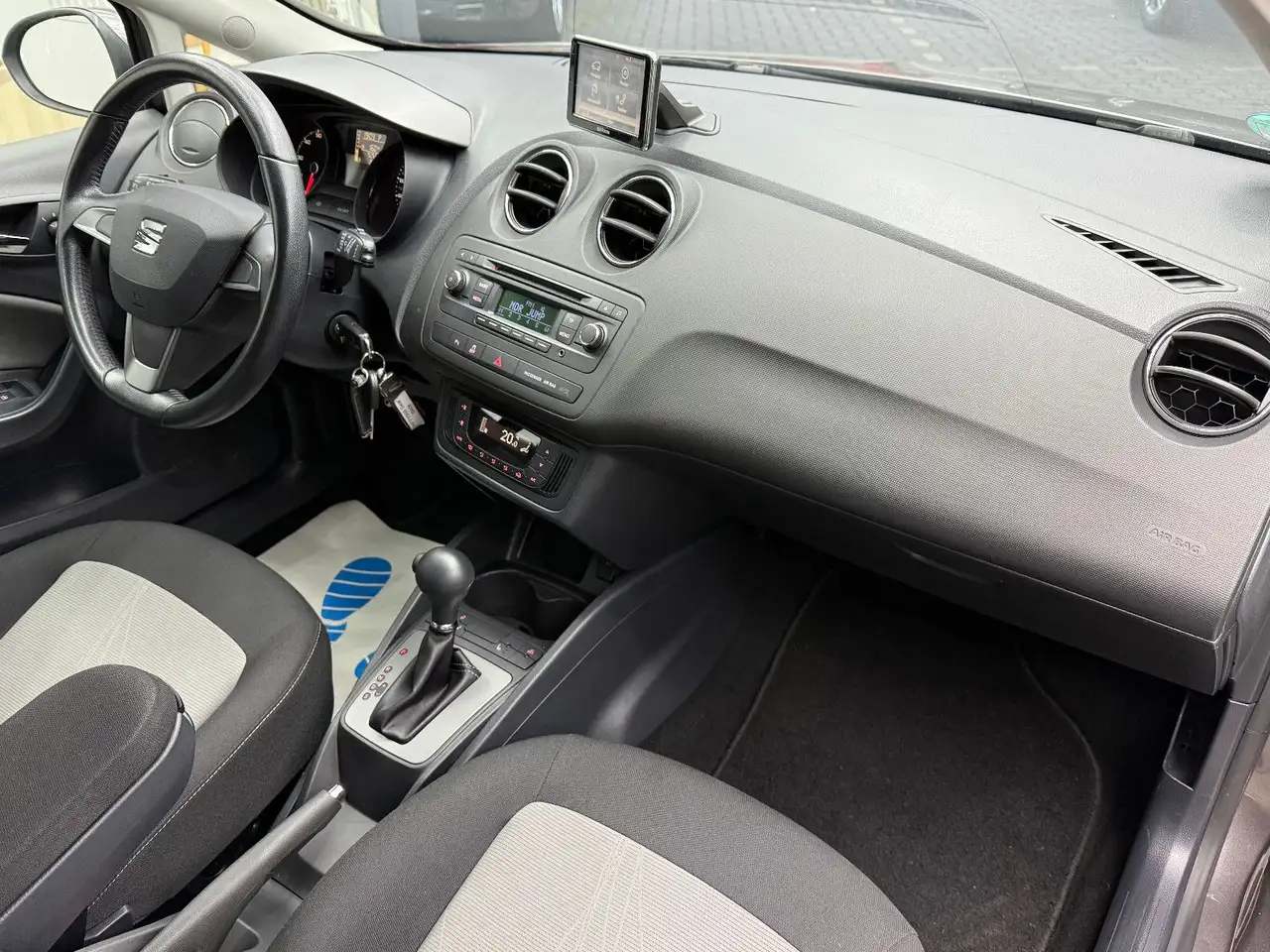 2014 SEAT Ibiza 1.2TSI Lim. Style Autom. SHZ PDC Bluetooth, photograph 7