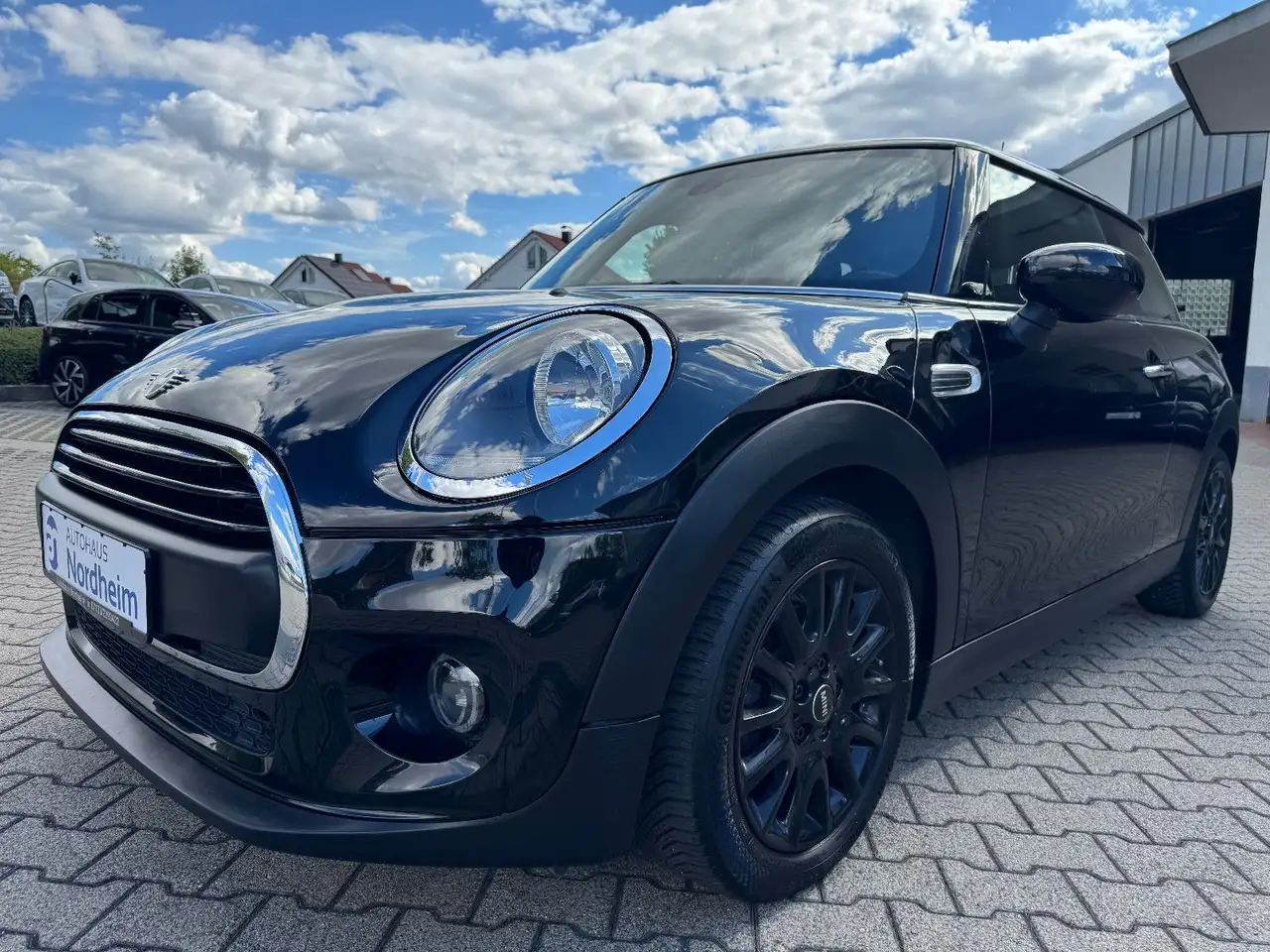 MINI One 1.5 Klima/ PDC/ DAB/ TEMP/ EURO 6 — photo 1 of 20