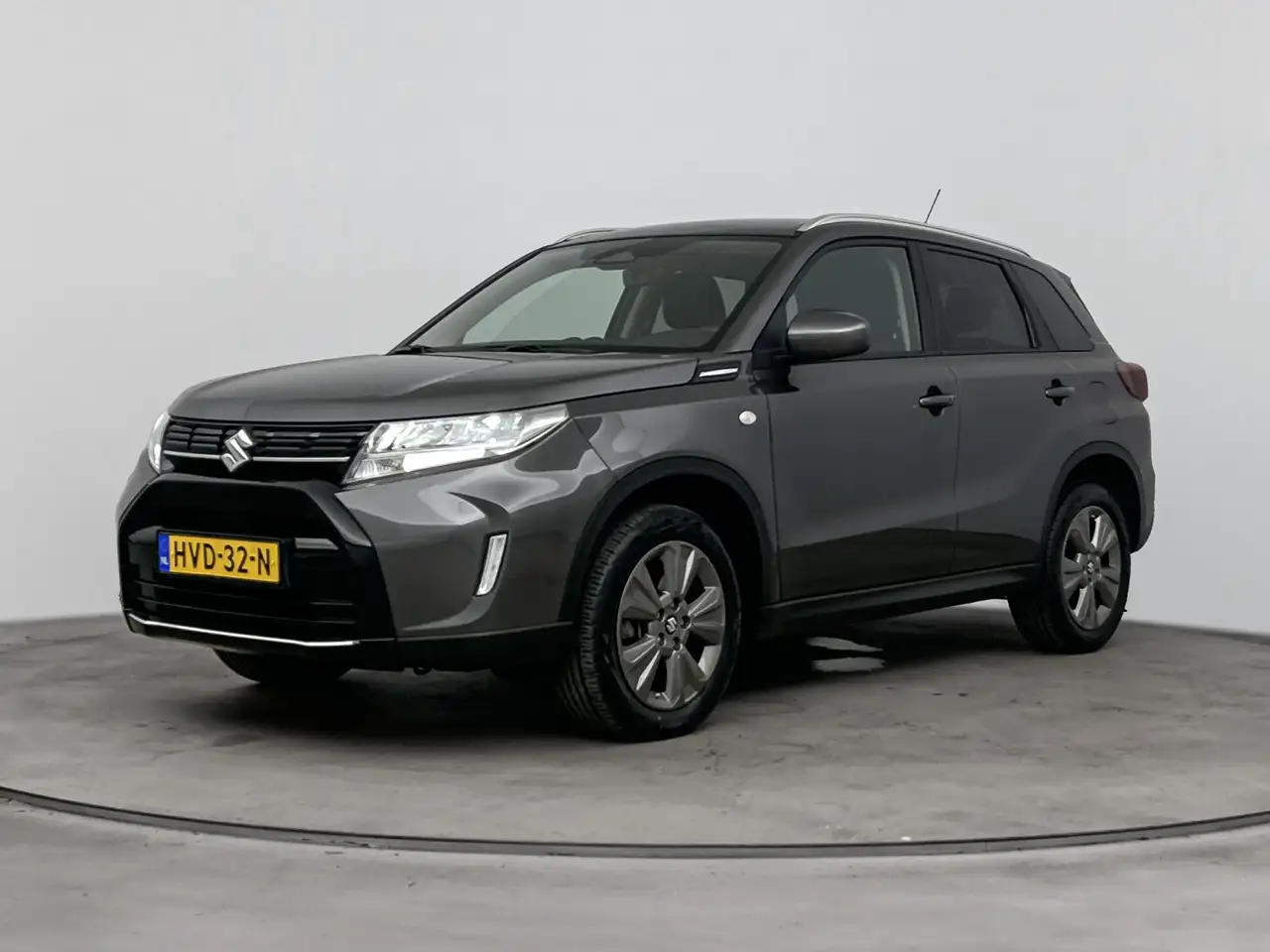 Suzuki Vitara 1.5 Hybrid Select Automaat | Navigatie | Dodehoek- — photo 1 of 36